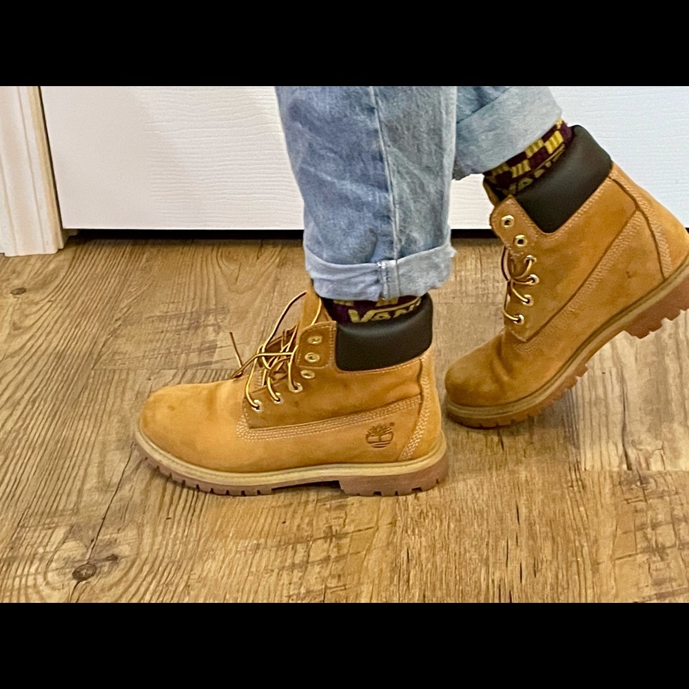 Woman’s Timberland 6-In Original Yellow Boots.
